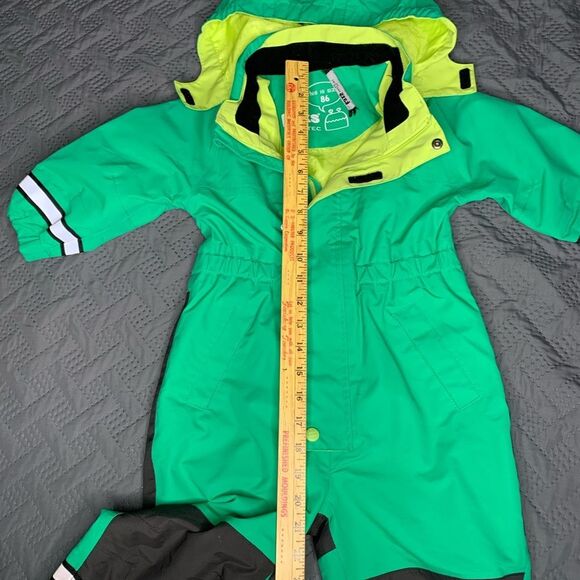 Kaxs Lime Green and Black Rain/Snow suit - Picture 6 of 8